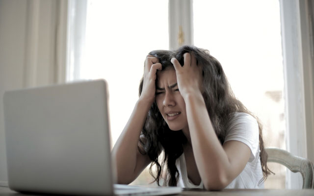 Stressbedingte Schilddrüsenprobleme: Wenn das Leben auf die Drüse schlägt